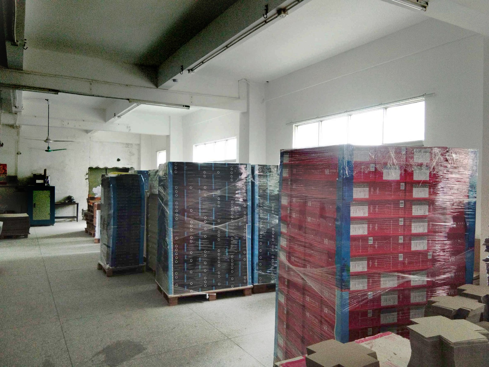 成品倉(cāng)縮小版.jpg